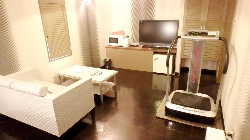 Hotel Porte Sapporo Bagian luar foto