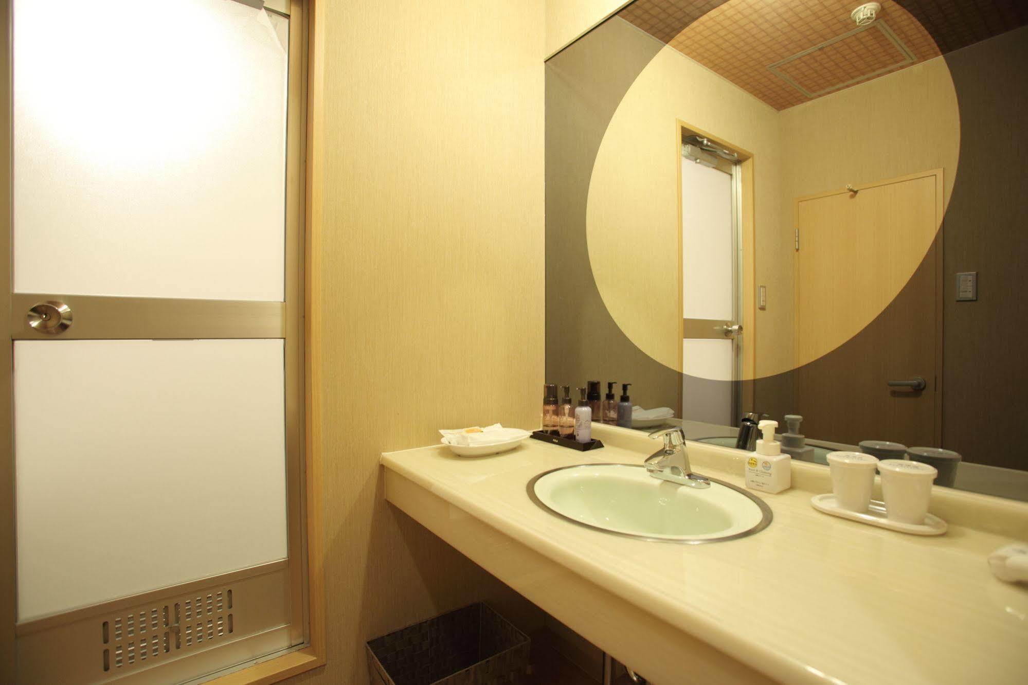 Hotel Porte Sapporo Bagian luar foto