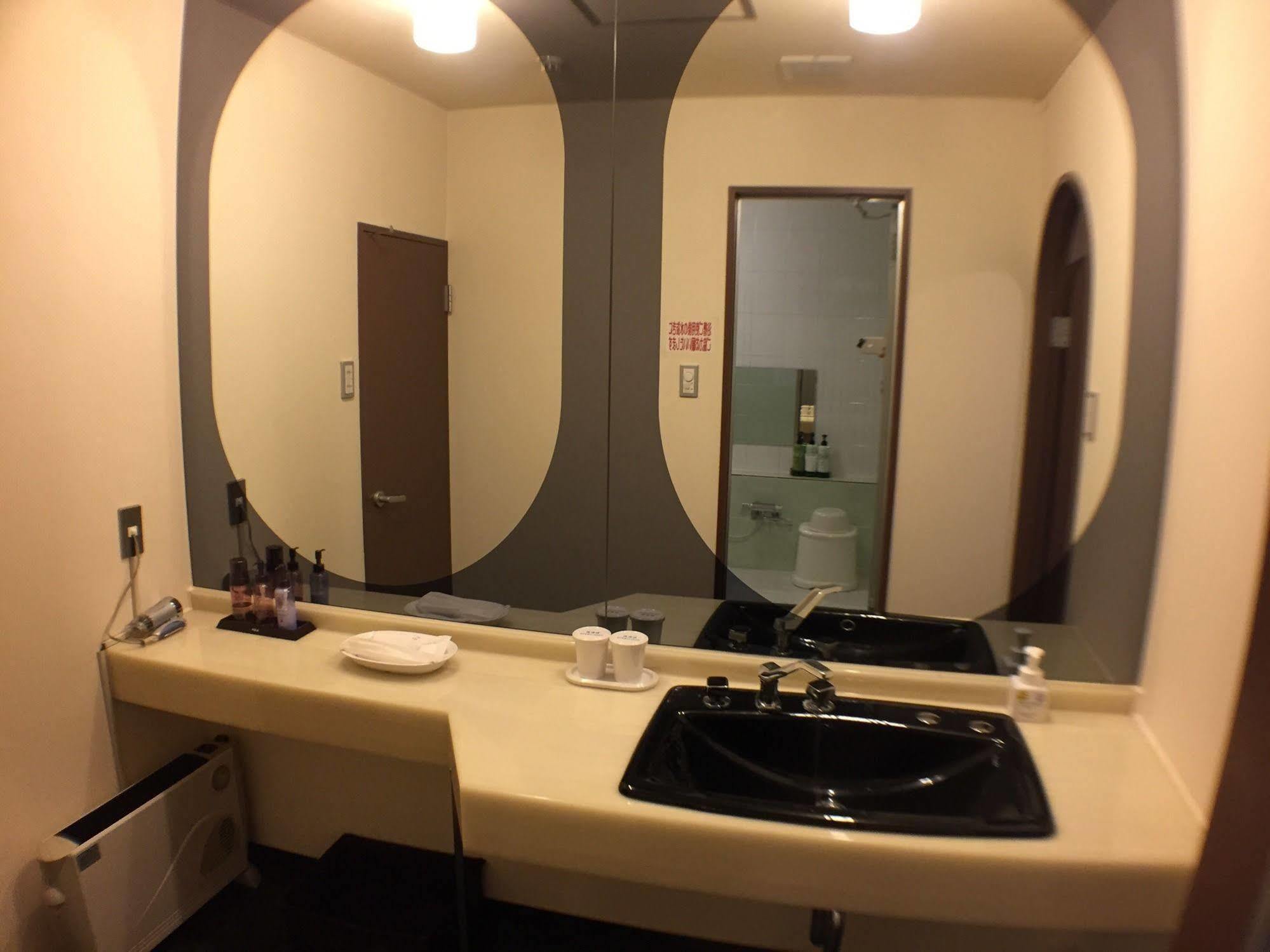 Hotel Porte Sapporo Bagian luar foto